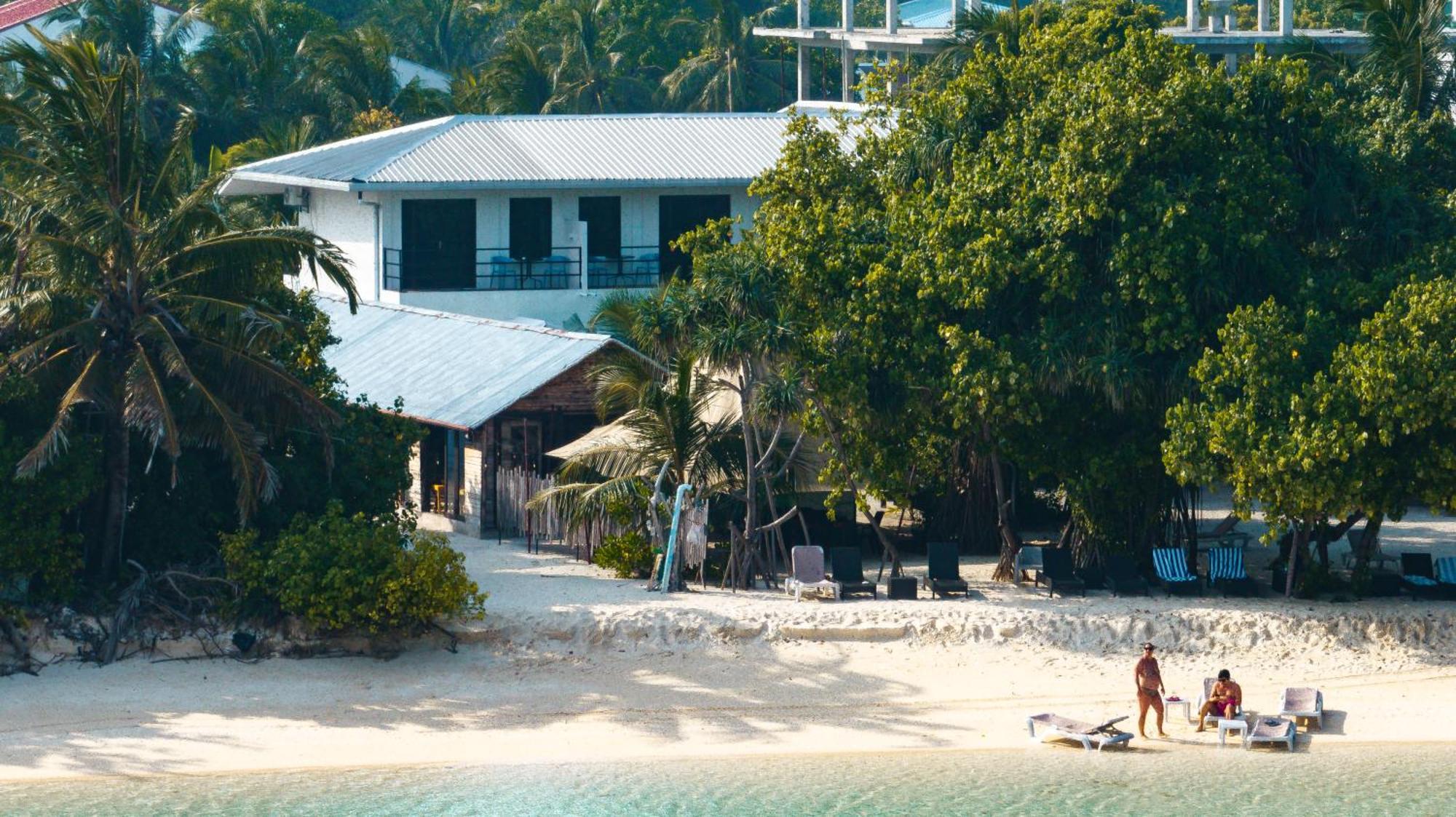 Tranquila Beach Hotel Rasdhoo Экстерьер фото
